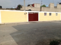 Venta de Casa Sola en Esquina