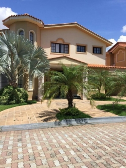 EN VENTA PROPIEDAD EN LOMA LINDA PUERTO ORDAZ