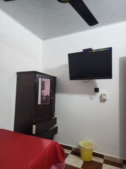SE RENTA HABITACION A ESTUDIANTES